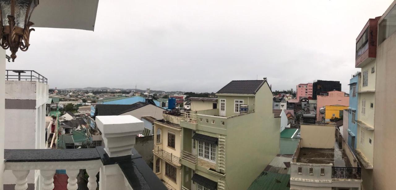 Cozy Hotel Dalat Bagian luar foto